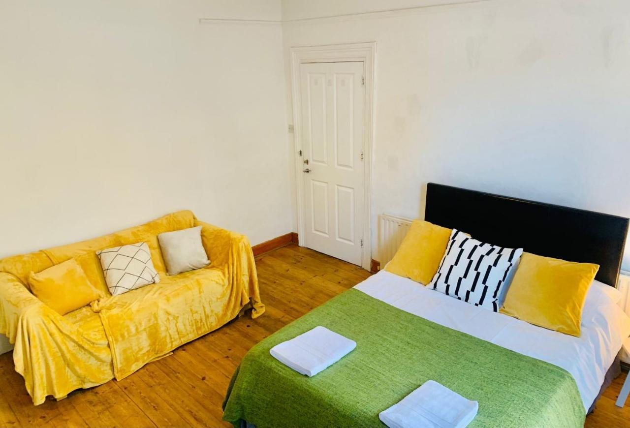 Balham, South London Spacious Guest House 1, 6 Rooms Available Eksteriør bilde