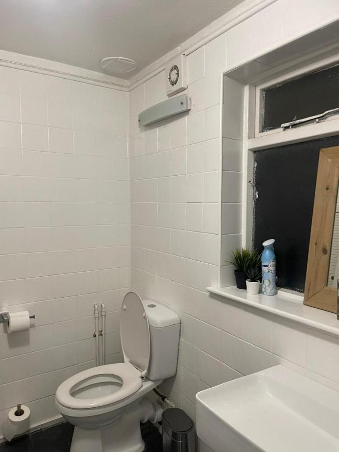 Balham, South London Spacious Guest House 1, 6 Rooms Available Eksteriør bilde