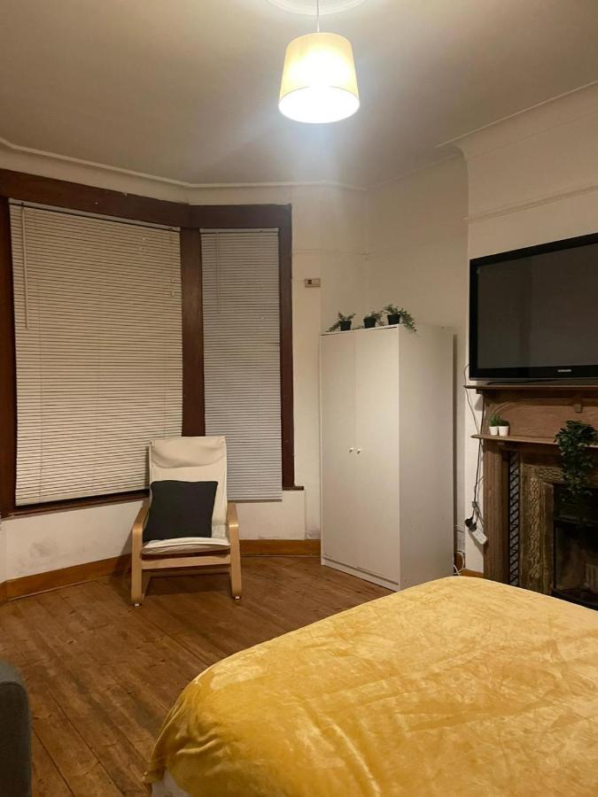 Balham, South London Spacious Guest House 1, 6 Rooms Available Eksteriør bilde